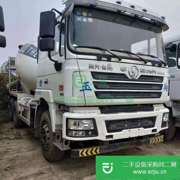 出售17年德龍攪拌車  國五排放  大10方罐