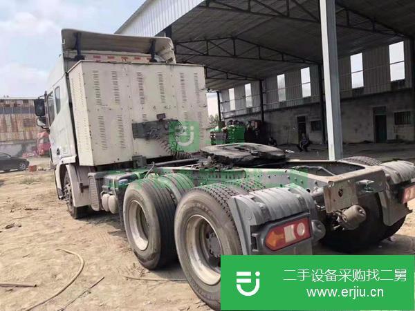 轉(zhuǎn)讓剛到LNG聯(lián)合燃氣車,國五排放標準,380馬力玉柴,14年5月份上牌牽引車