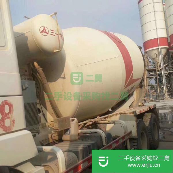 轉(zhuǎn)讓轉(zhuǎn)15臺(tái)，16年德龍大12方，三一上裝混泥土攪拌車