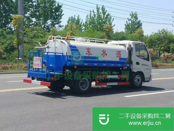 凱馬不超重藍牌灑水車現(xiàn)貨低價出售