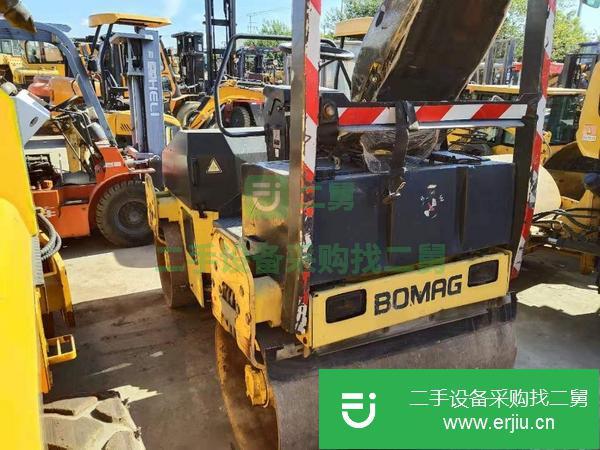 轉讓二手寶馬3噸壓路機價格不高,二手徐工4噸6噸雙鋼輪壓路機全液壓