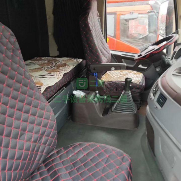 急售9成新二手牽引車頭 東風天龍旗艦康明斯發(fā)