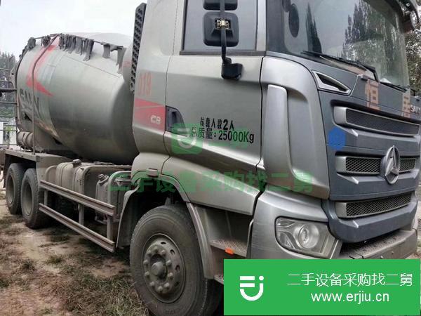 低價出售七臺16年年底三一攪拌車，國四排放，大12方，正干活的車子
