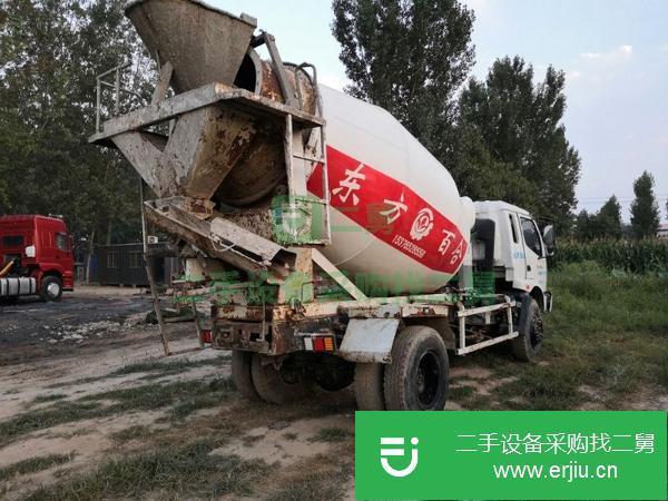 出售15年時代J5，7方攪拌罐車