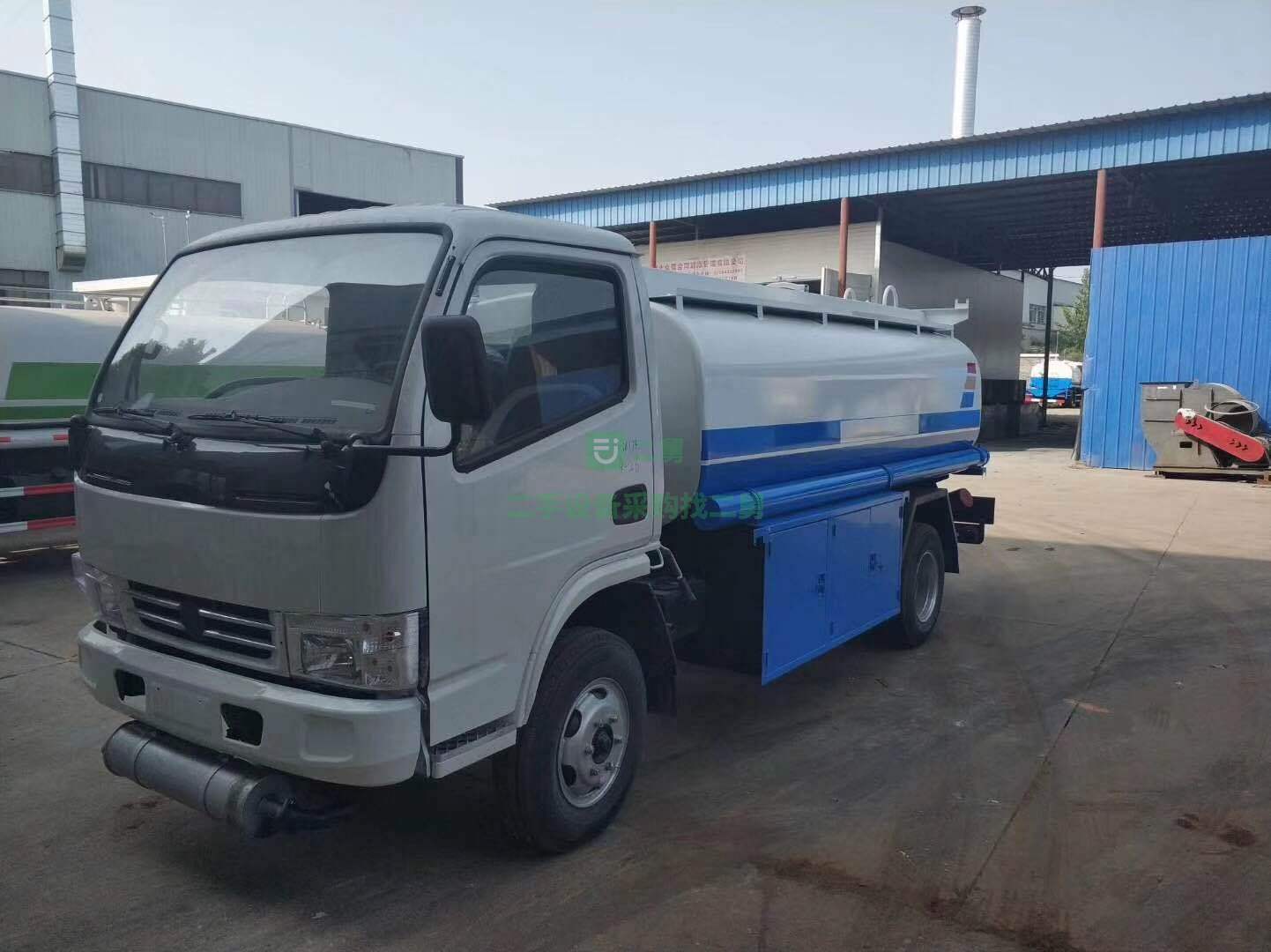 東風(fēng)8方灑水車現(xiàn)車低價(jià)出售