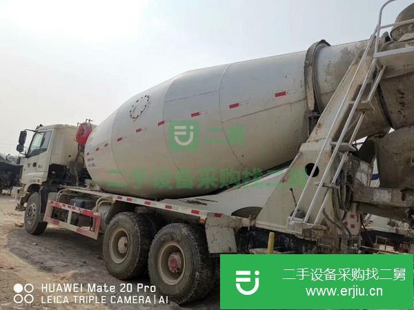 轉(zhuǎn)讓二手歐曼17年大14方攪拌車 可按揭 二手混凝土攪拌罐車