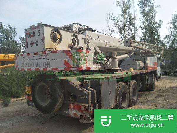 低價(jià)轉(zhuǎn)讓中聯(lián)20噸吊車