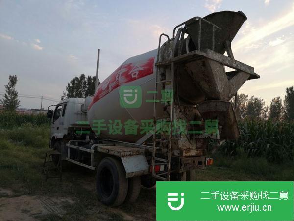 出售15年時代J5，7方攪拌罐車