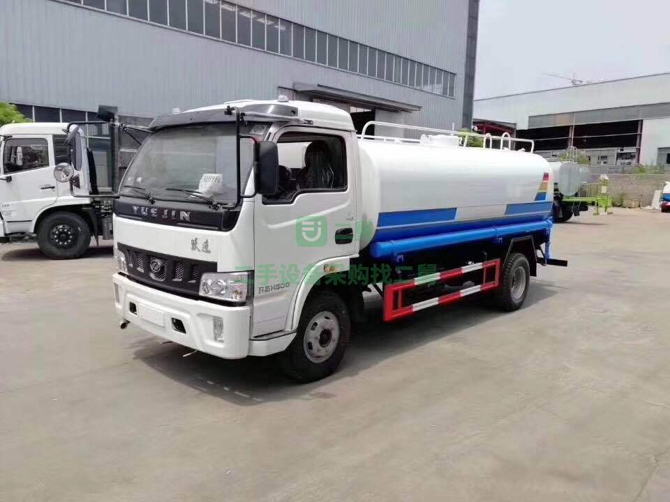 東風(fēng)8方灑水車現(xiàn)車低價(jià)出售