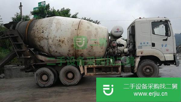 自用豪運和豪活攪拌車轉讓出售八成新。