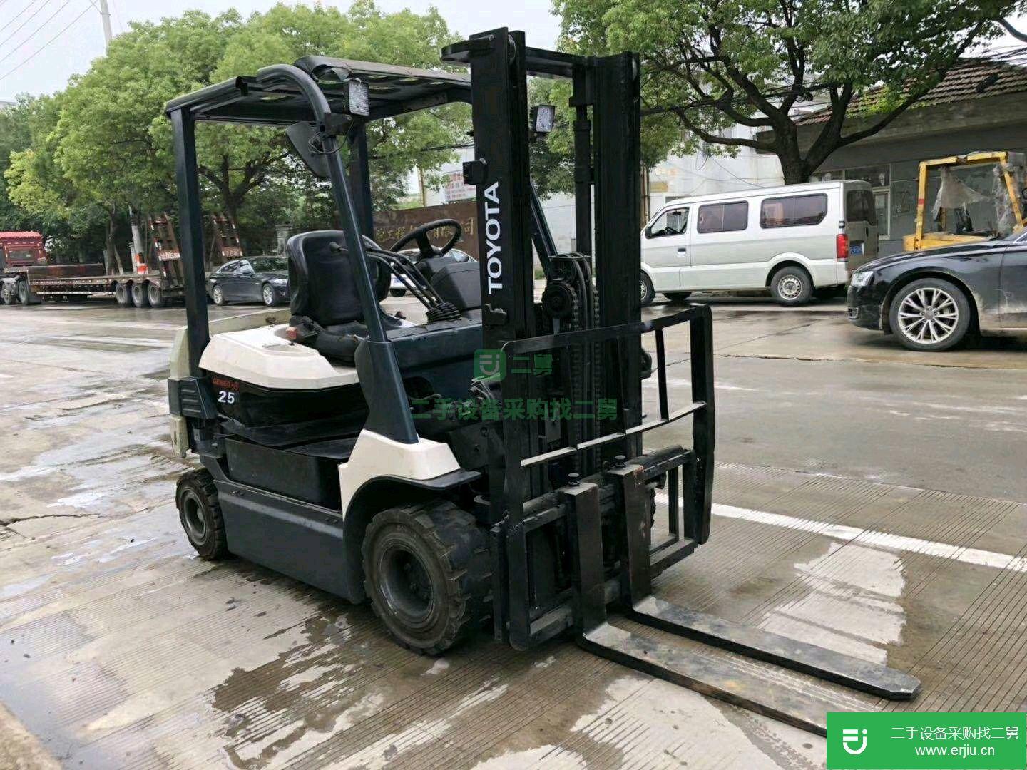 個人處理二手4米力至尤電瓶叉車，原裝側移二手叉車