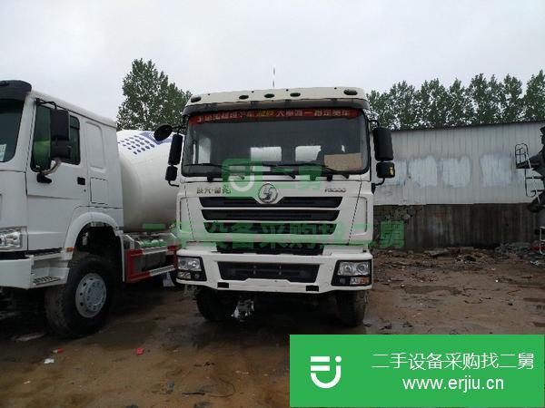 轉(zhuǎn)讓出售九成新混凝土攪拌車