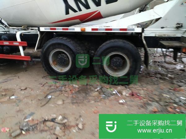 轉(zhuǎn)讓出售九成新混凝土攪拌車