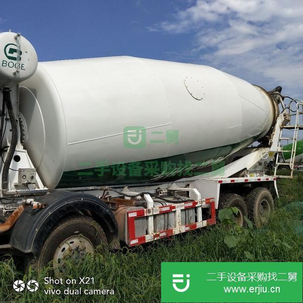 出售18年大20方豪沃攪拌罐車