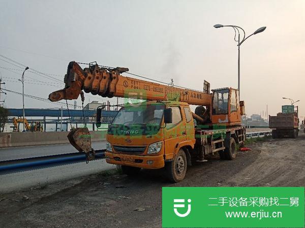轉(zhuǎn)讓新源唐駿十二噸吊車 國(guó)三