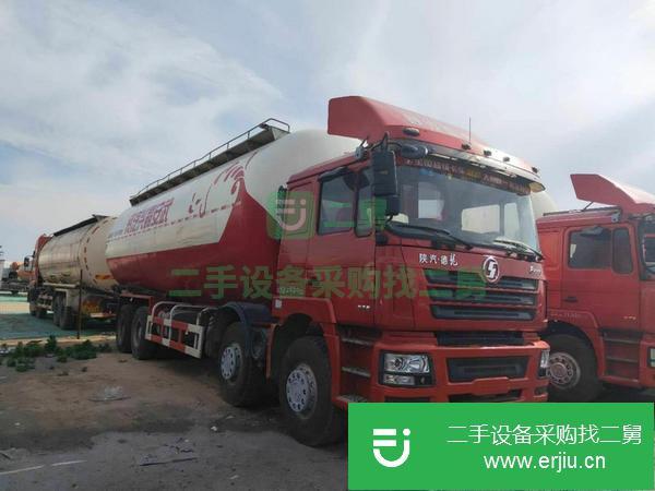 轉(zhuǎn)讓15年德龍前四后四工程車(chē)，帶48方水泥罐，輪胎8成新