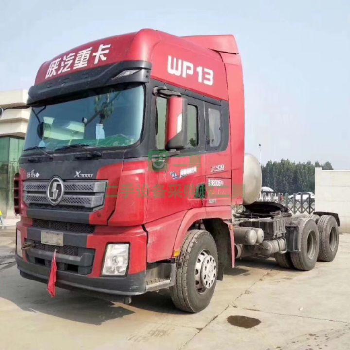 急售9成新二手德龍天燃氣牽引車