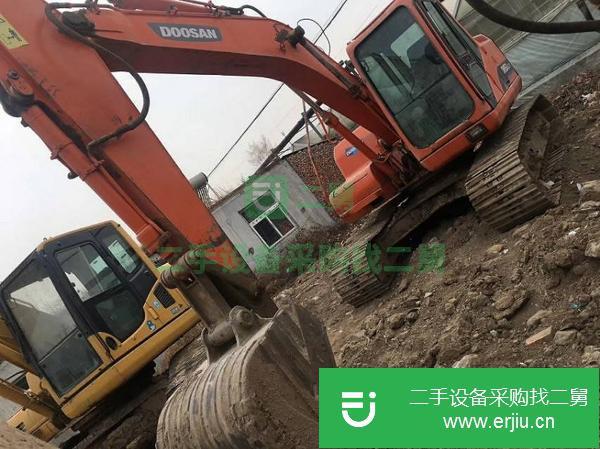 轉讓二手挖掘機斗山150-7全國免費配送