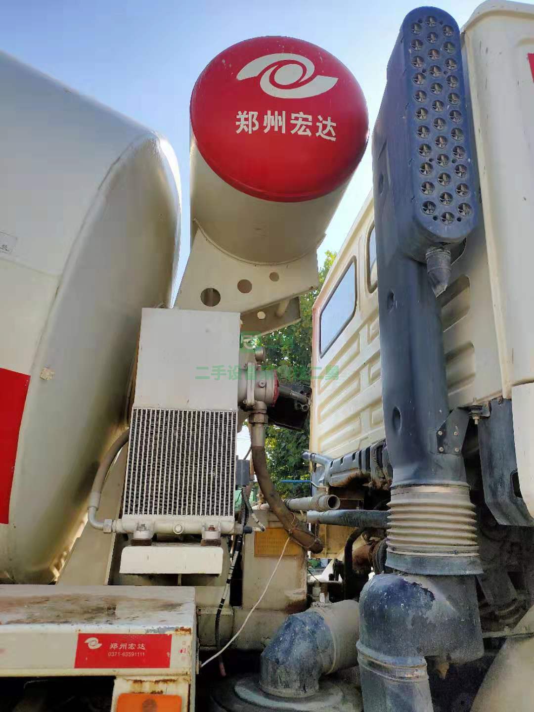 急售9成新攪拌車陜汽德龍國五山東省濟寧市