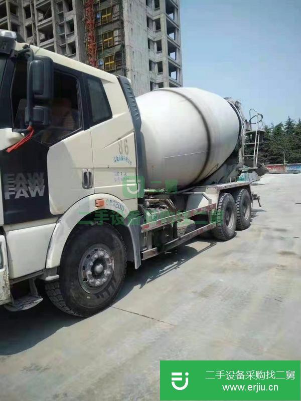 出售14年國三解放,拉15方攪拌罐車,
