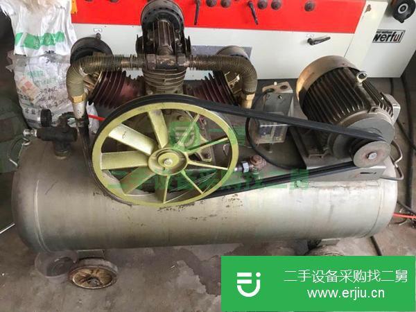 轉(zhuǎn)讓出售二手空壓機(jī)活塞打氣泵