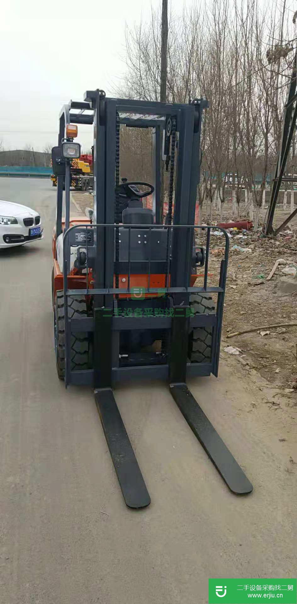 臺州出售二手叉車,工時不足100小時