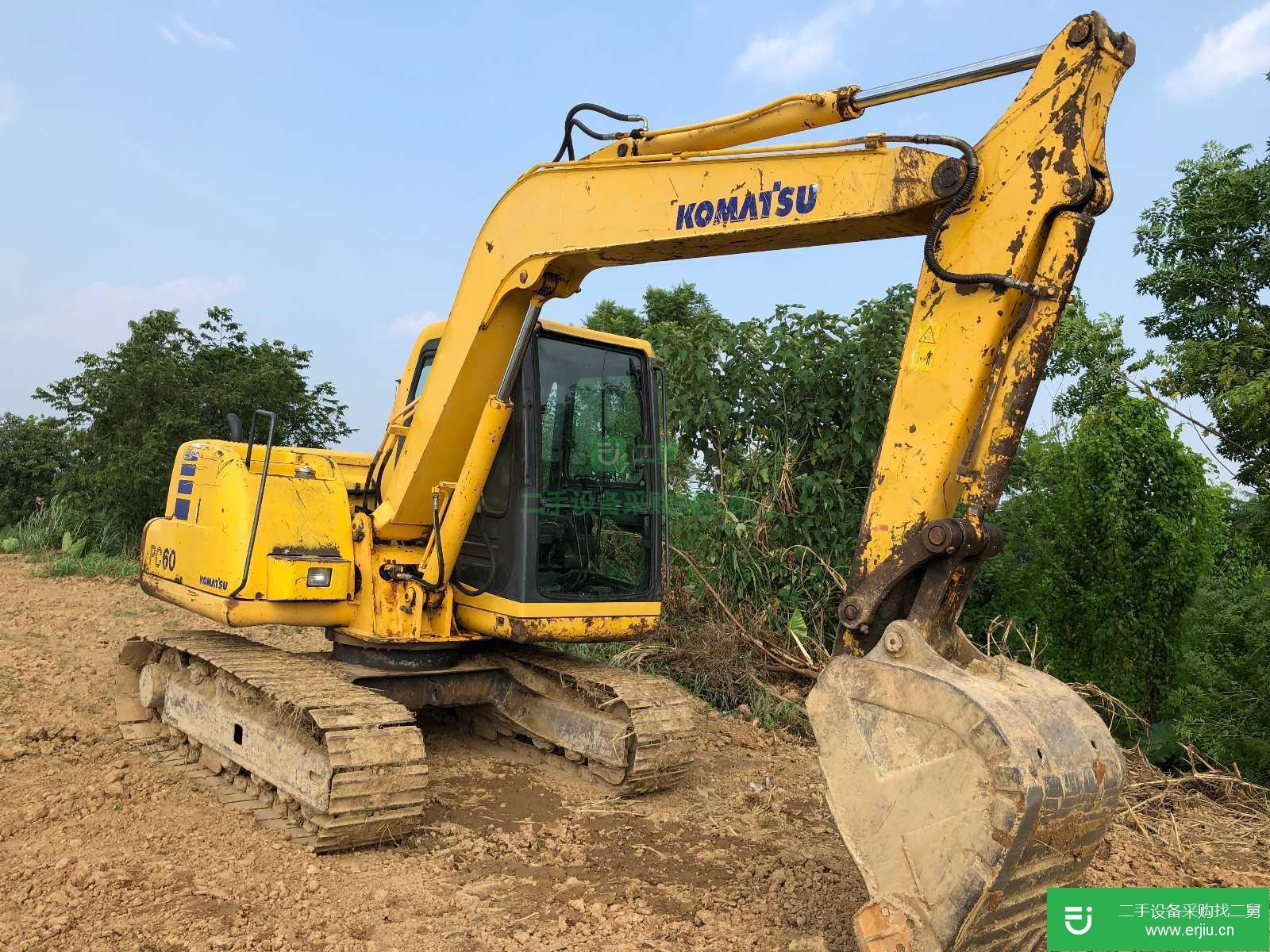 小松 PC60-7 挖掘機(jī) (轉(zhuǎn)讓小松60挖掘機(jī))