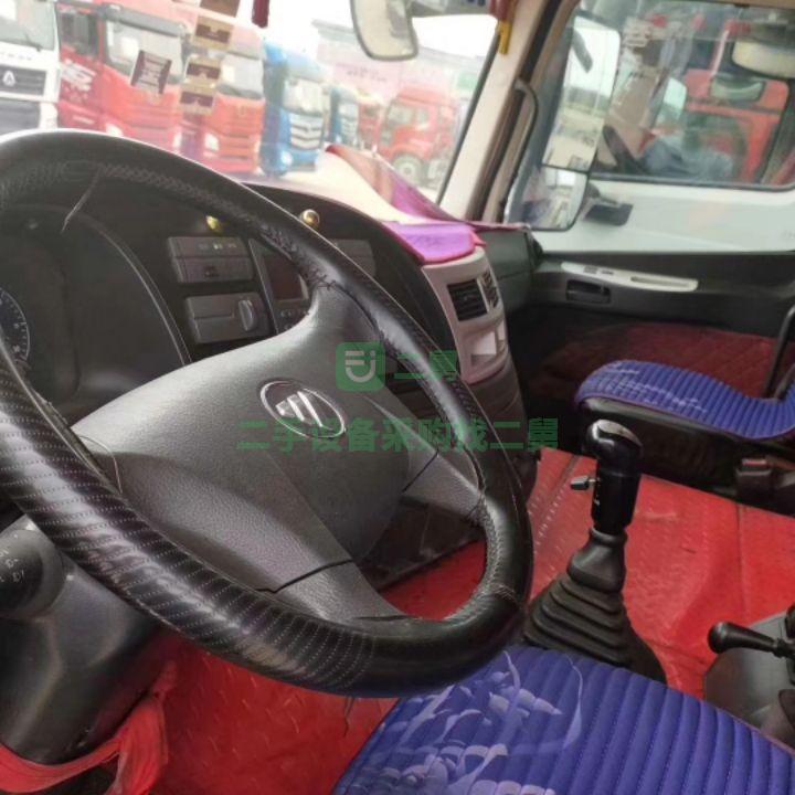 轉(zhuǎn)讓18年歐曼GTL牽引車