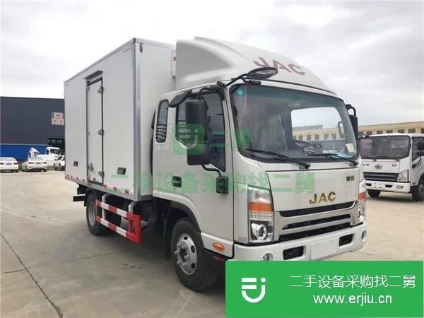轉讓柳汽乘龍小三軸冷藏車 玉柴240馬力 廂長9.4米 容積57.57方