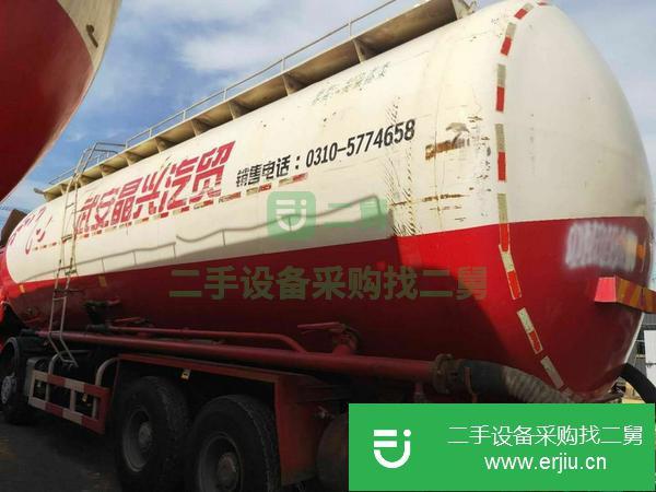 轉(zhuǎn)讓15年德龍前四后四工程車(chē)，帶48方水泥罐，輪胎8成新