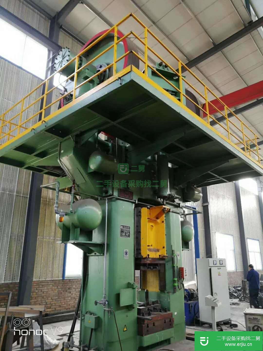 1600T雙盤摩擦壓力機