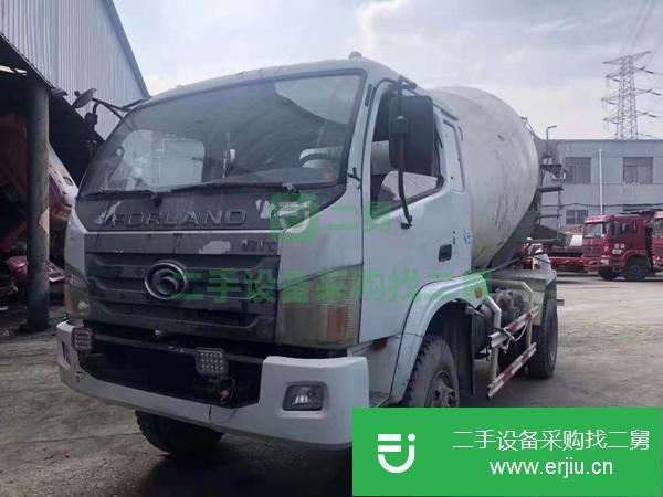 出售一批四方5方6方攪拌車,無手續(xù),特價處理,14年15年