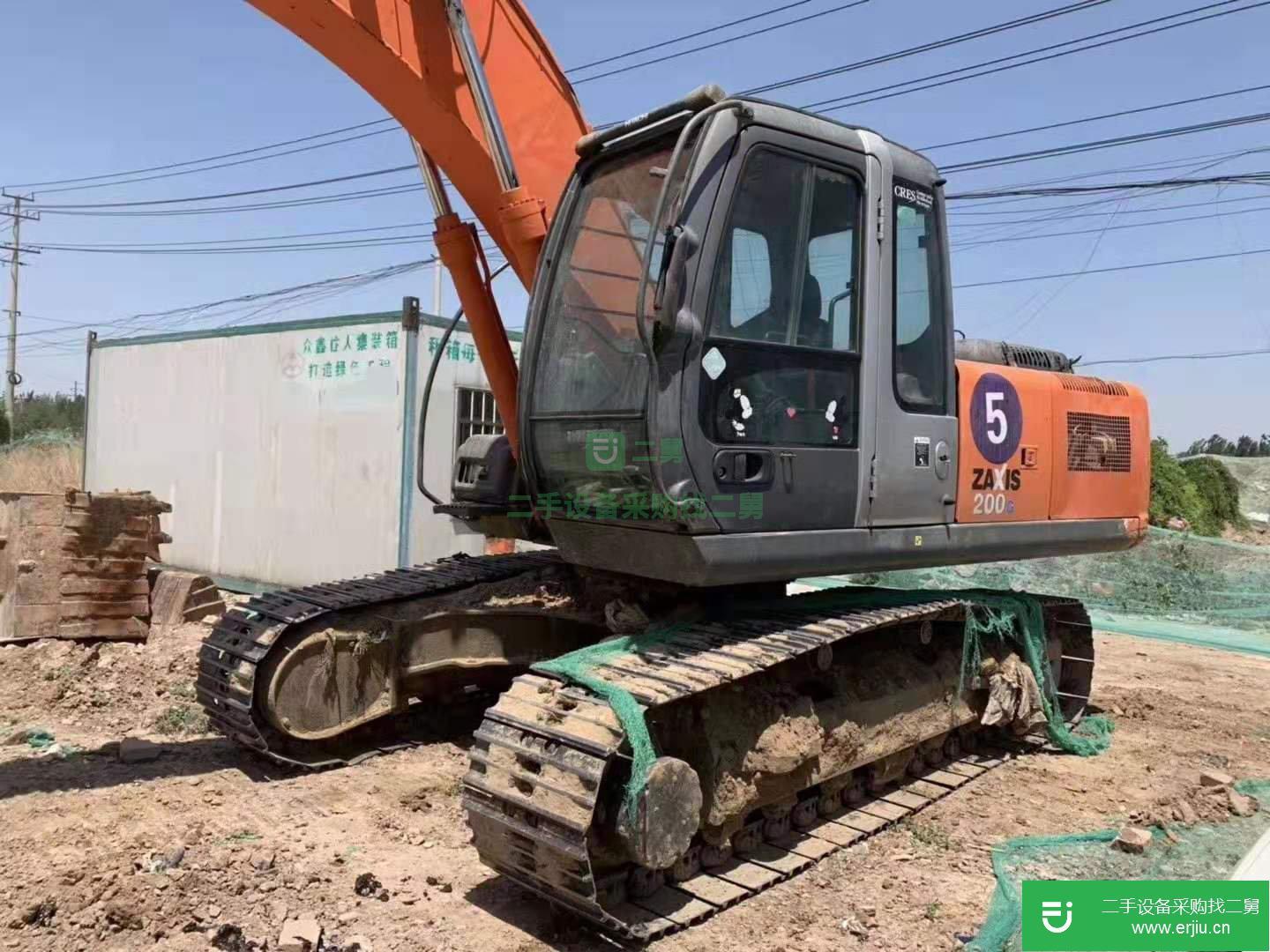 襄陽地區(qū)低價轉(zhuǎn)讓日立200/240/350二手挖掘機 (日立200二手挖掘機)