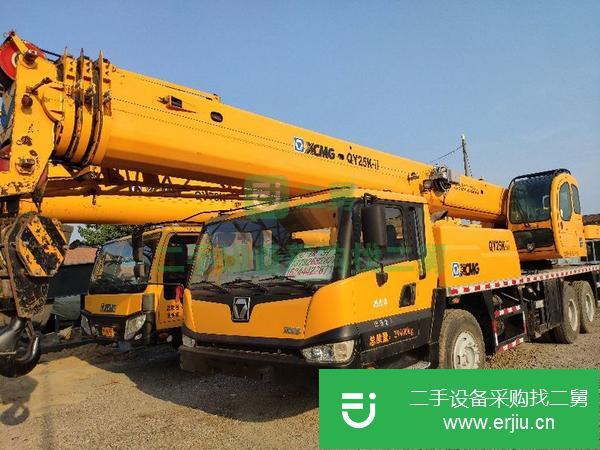 出售二手的九成新的15年徐工25k-11吊車
