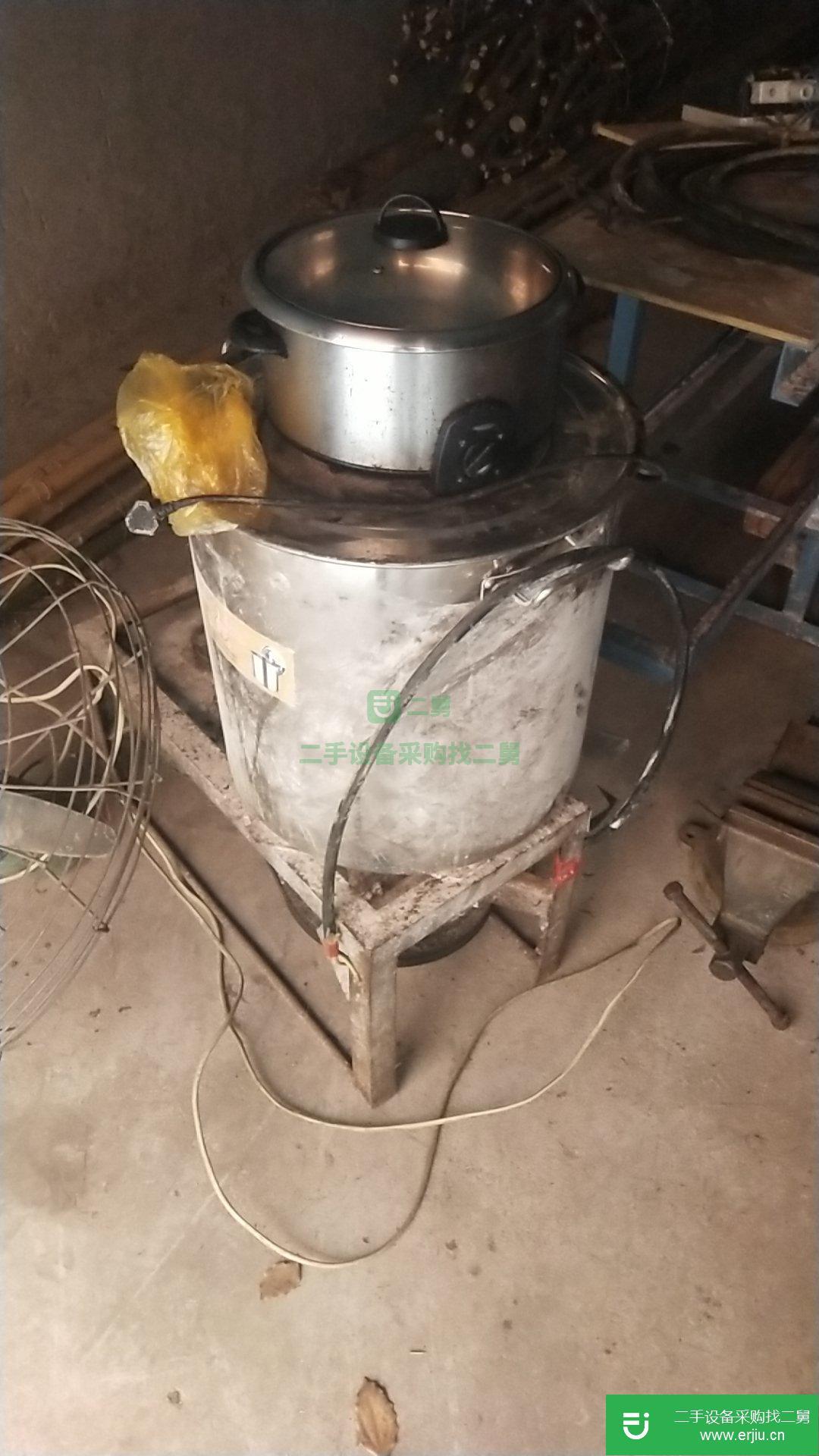出售壓面條機設備一套，最新款