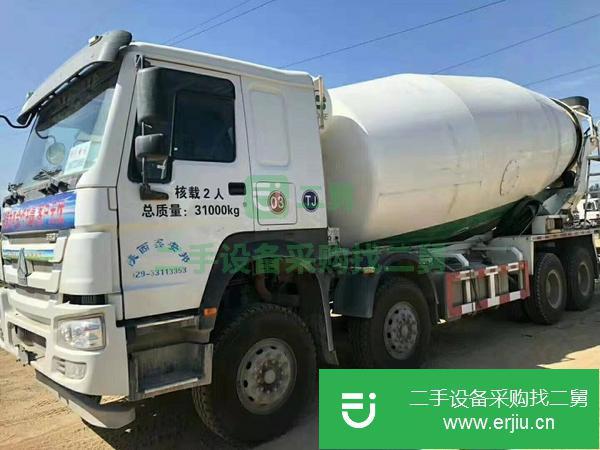 低價出售19年國五豪沃攪拌罐車