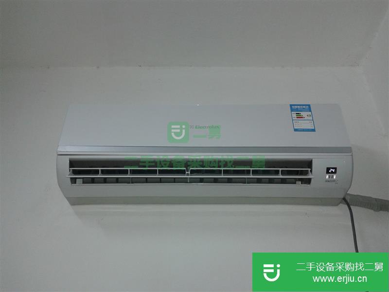 轉(zhuǎn)讓出售二手吸頂空調(diào)