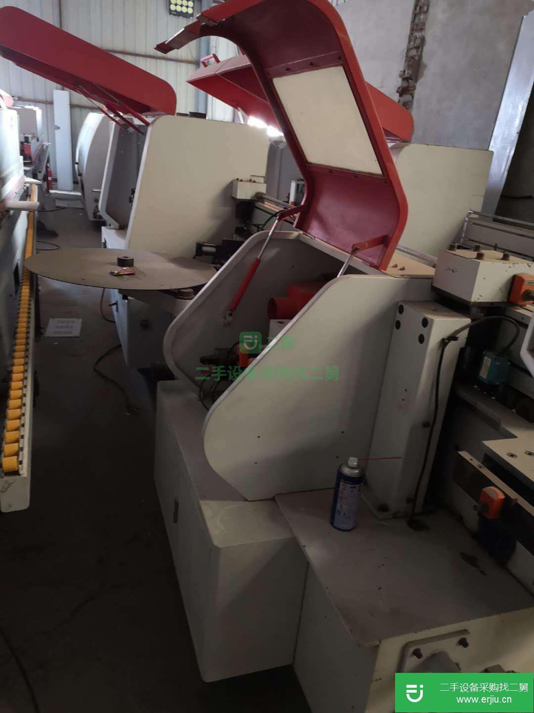 封邊機 砂光機，雕刻機，冷壓機，等板式設備轉讓