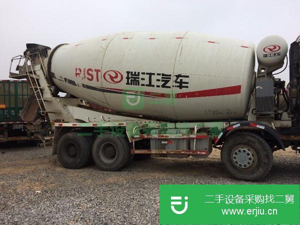 轉讓出售九成新混凝土攪拌車