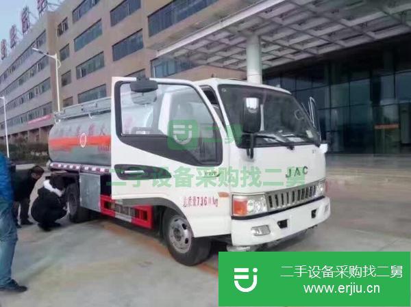 5噸小型流動油罐車低價出售