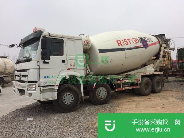 轉讓出售九成新混凝土攪拌車