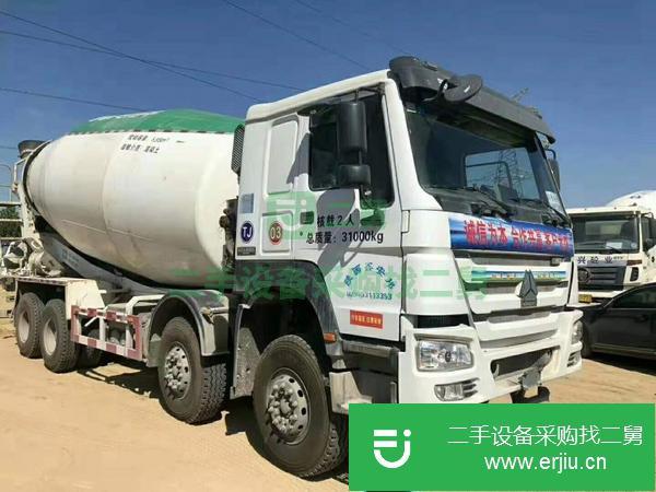 低價出售19年國五豪沃攪拌罐車