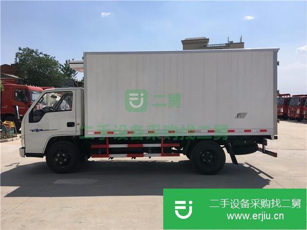 低價(jià)出售江鈴新順達(dá)國(guó)五4.2米冷藏車