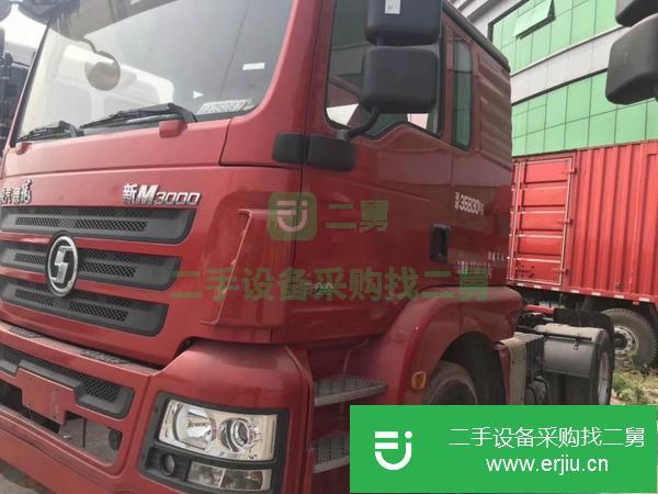 出售港口專用單曲德龍300馬力國五濰柴牽引車