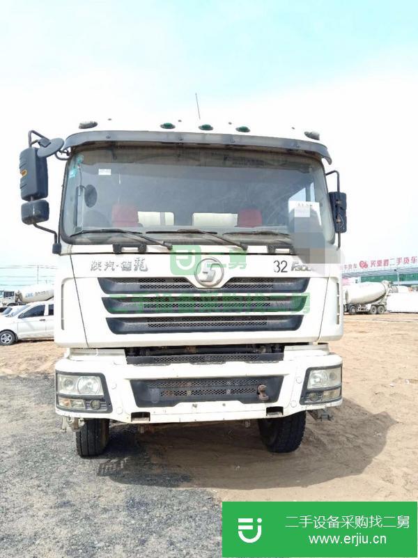 出售13年二手德龍攪拌車 336馬力 大12方