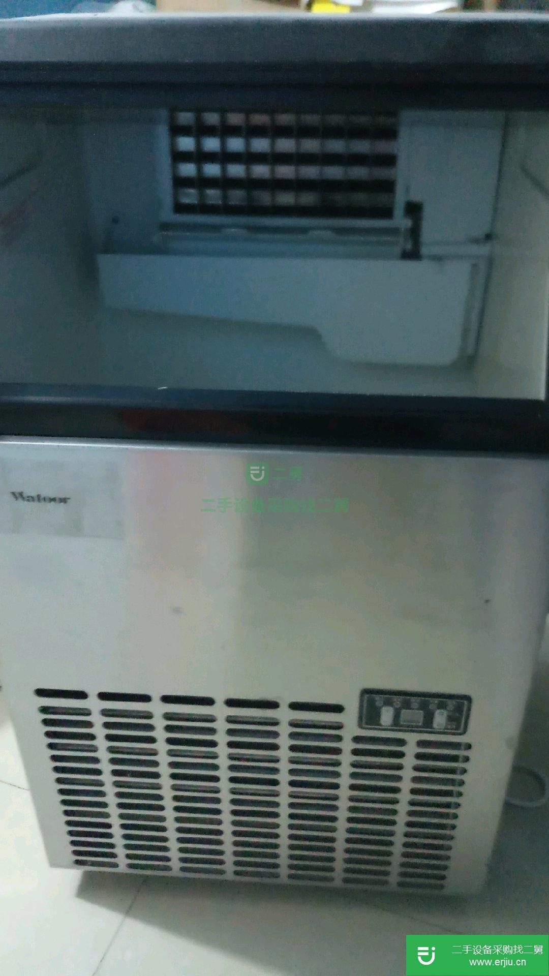 轉讓一臺二手九成新的制冰機。