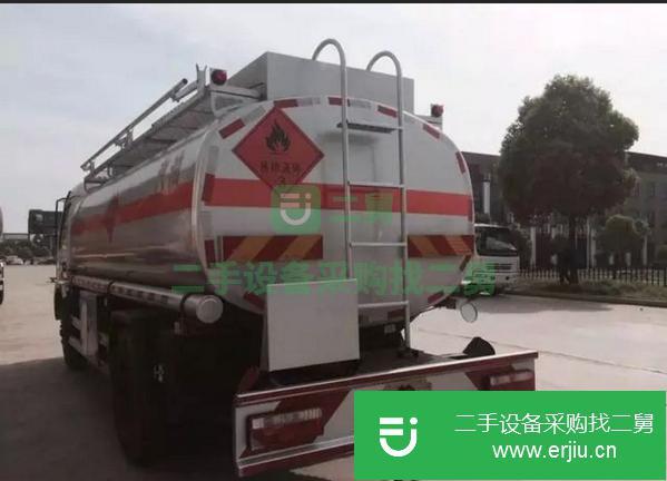 轉(zhuǎn)讓有手續(xù)的8噸二手加油車東風加油車可0首付提車