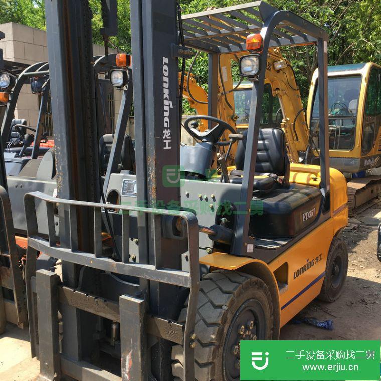 轉(zhuǎn)讓:3噸二手叉車合力叉車出售
