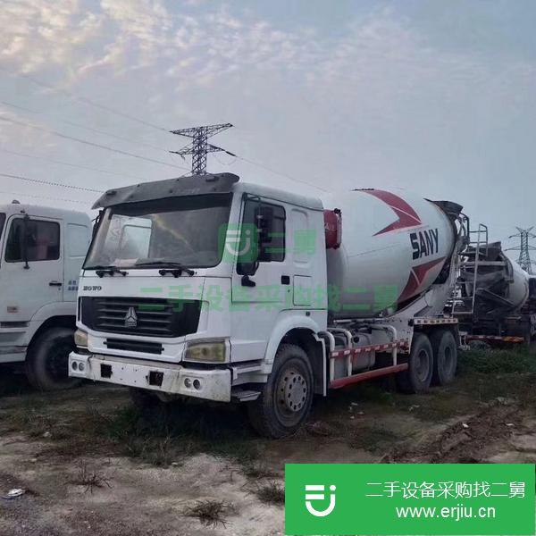 出售13年豪沃攪拌車，大12方，三一上裝，車況精品