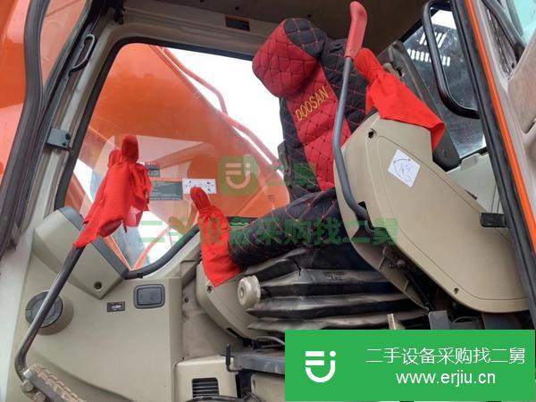 低價出售二手挖掘機斗山220-7